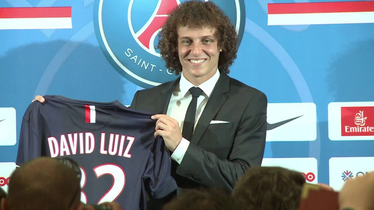PSG presenta a David Luiz