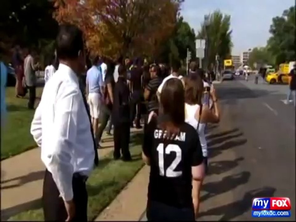 Bumblebee Camaro Crashes at Transformers 3 Filming in DC Into Cop Car