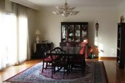 Zamalek – Nice Spacious 3 Bedrooms Apartment for Sale