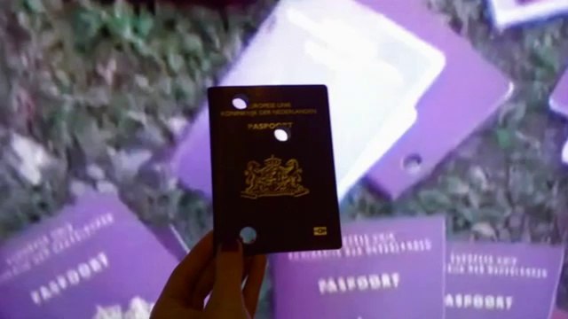 Белый флаг и Испанский диспетчер