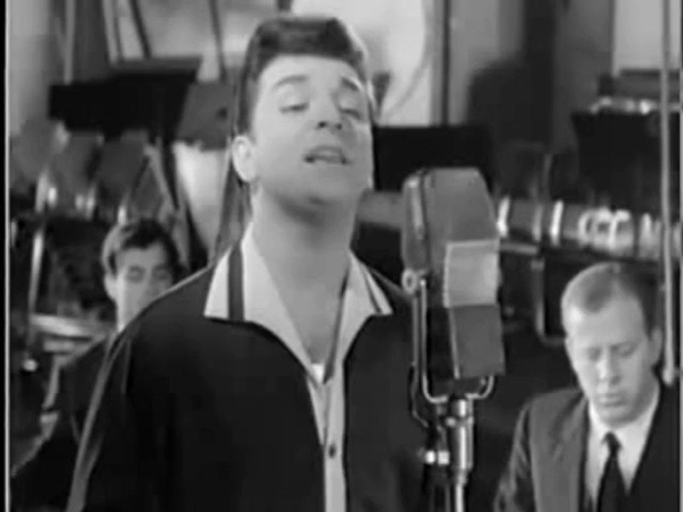 Tekrar Bana Dönsen - Zeki Müren (Belgin Doruk & Zeki Müren)