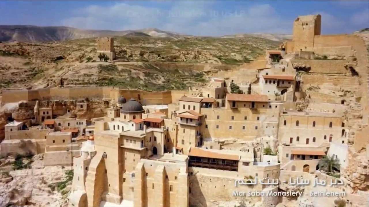 (HD) جولة فضائية من سماء فلسطين.. جنة على الأرض