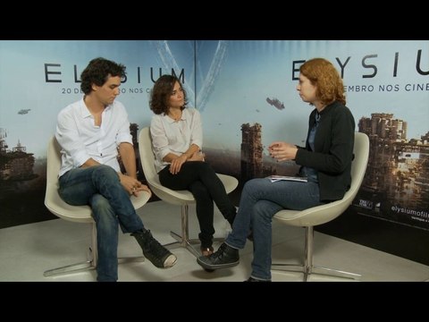 WAGNER MOURA E ALICE BRAGA FALAM DE ELYSIUM