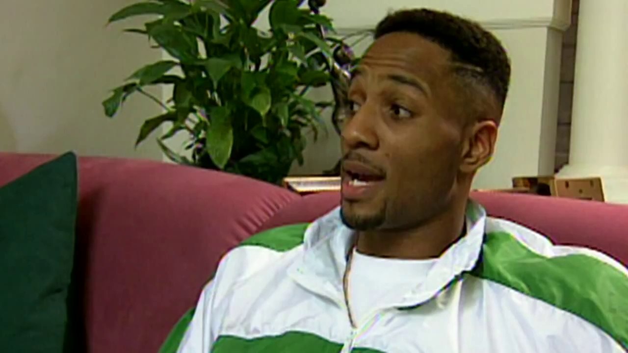 Alonzo Mourning Talks About Playing vs Michael Jordan.