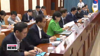 Finance minister asks for urgent passing of economic bills