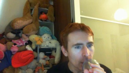 Wiwi égratigne "sambario" de Drupi