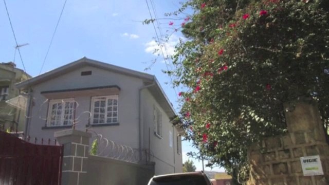 Location Maison / Villa ANTANANARIVO (TANANARIVE) - Madagascar - A louer, villa à étage F3 à Analamahitsy Antananarivo