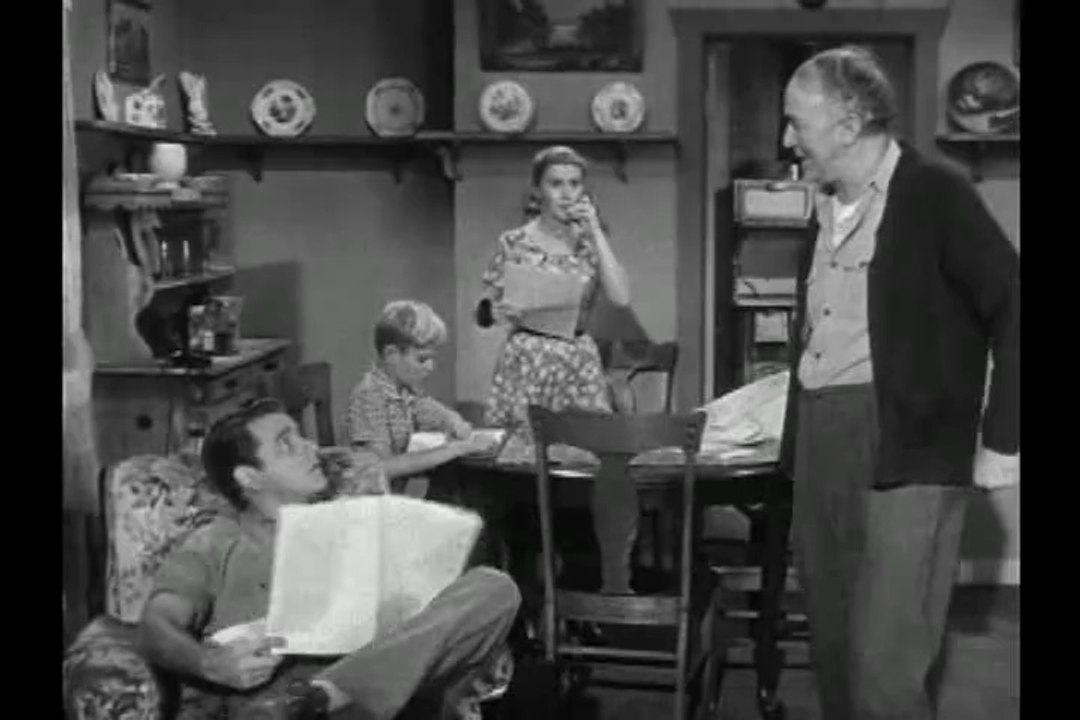 The Real Mccoys - s01e14 - Grandpa And The Driver's License