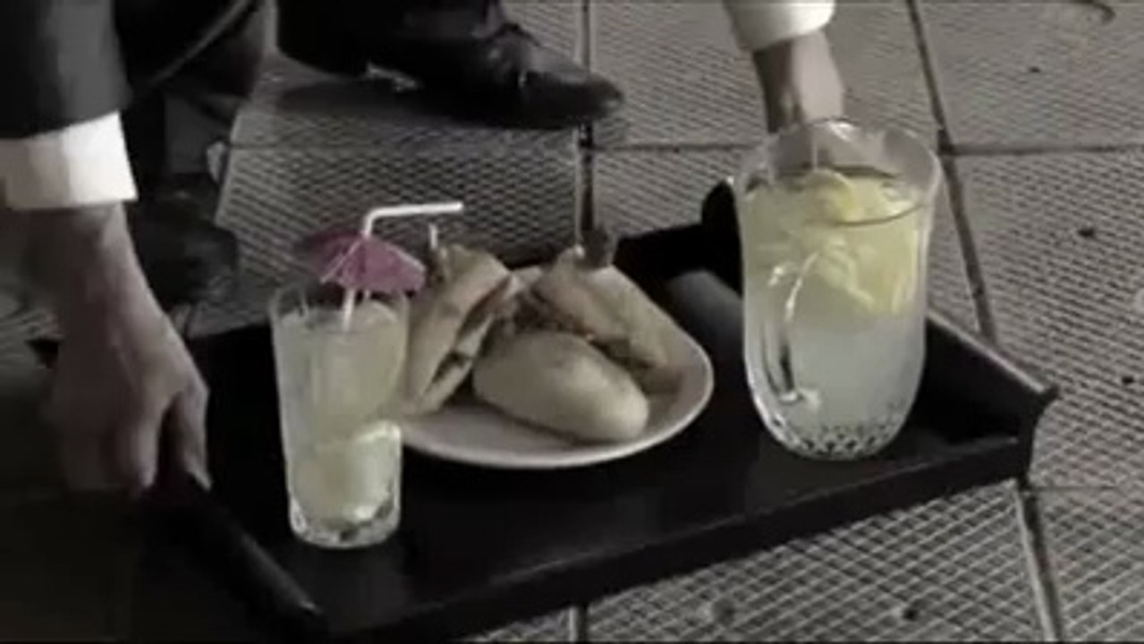 Man eat A dog food by mistaken