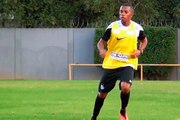 Robinho marca seu primeiro gol na volta ao Santos