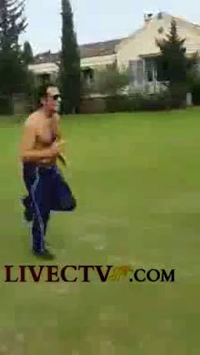 imran khan preparing for 14th august march