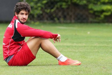 Muricy explica como Pato conseguiu a vaga de titular