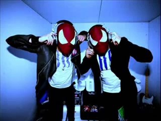 The Bloody Beetroots - dimmakmmunication - YouTube [360p]