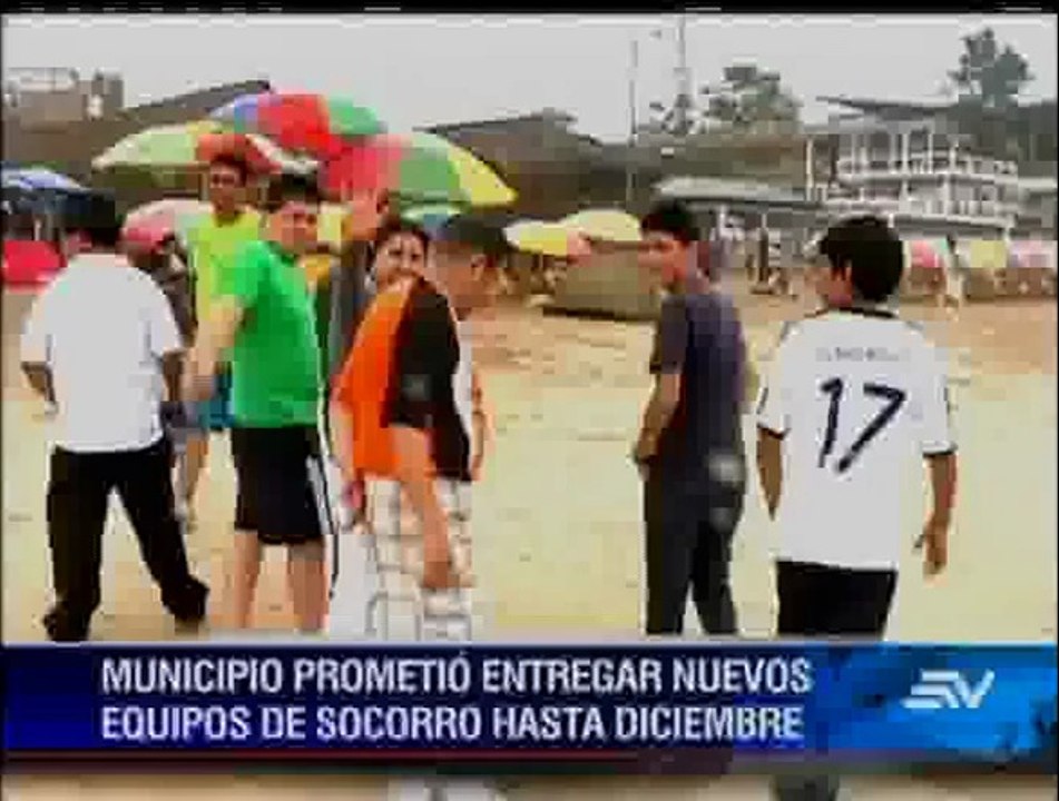 Más de 100 personas han sido rescatadas por salvavidas en Montañita