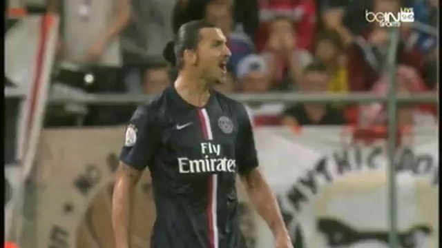 شاهد ابراهيموفيتش يضيع فرصة هدف محقق والمرمى خالي بغرابة