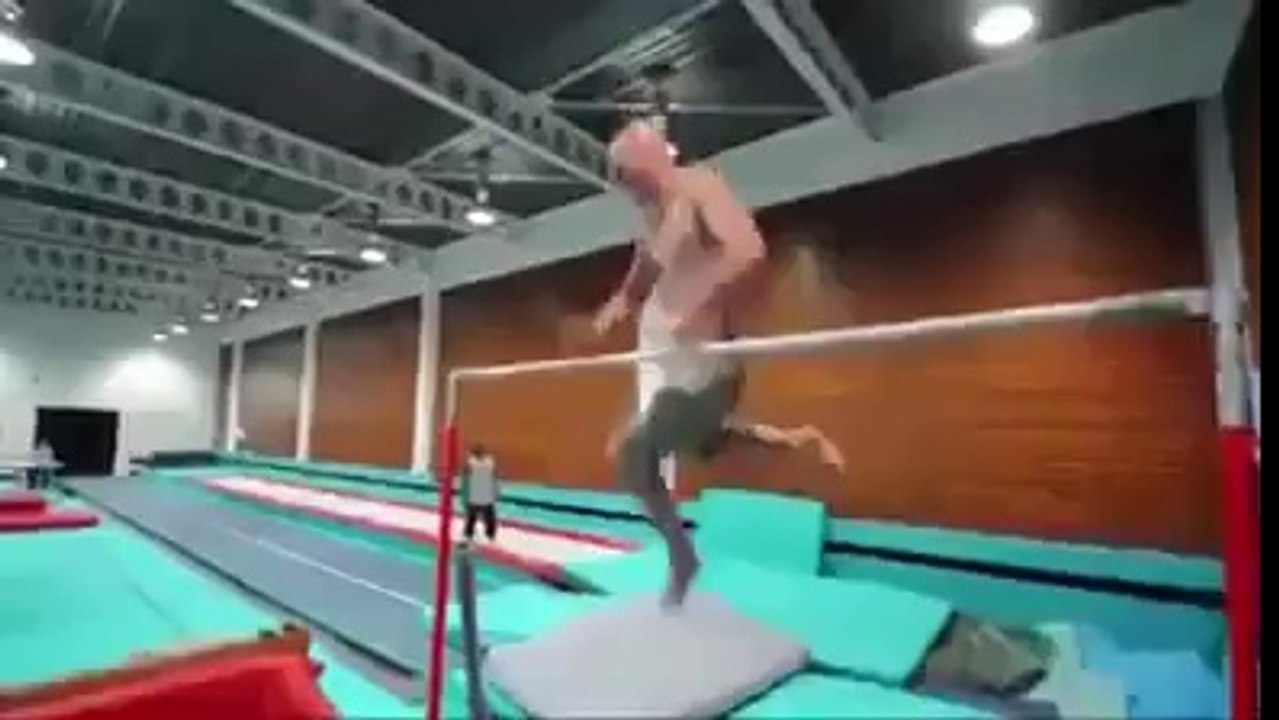 This Man Is Awesome - awesome must watch........