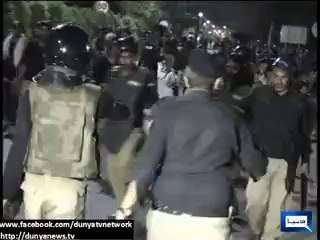 Be Sharmo Aage Bharo - DIG to Lahore Police during Clash with PAT