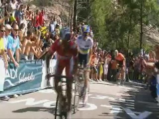 Vuelta 2012 - Etapa 12 - Video resumen - Vilagarcia - Mirador de Ezaro