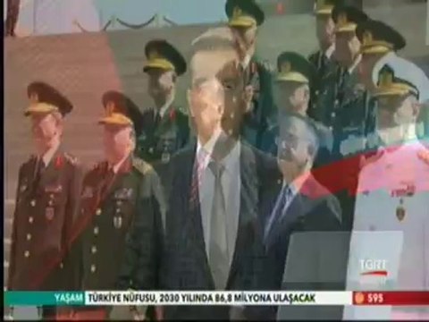 Yüksek Askeri Şura Toplantısı Başbakan Erdoğan Başkanlığında Toplandı. Başbakan Erdoğan Yaş Üyeleriyle Anıtkabir'i Ziyaret Etti