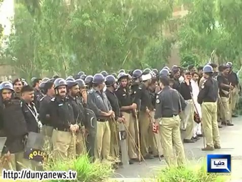 Dunya News - Clash between PAT activists, police in various areas of Punjab