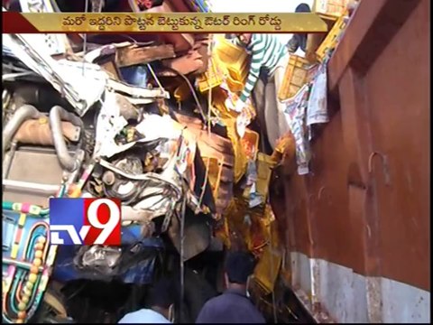 2 die as speeding lorry rams parked vehicle