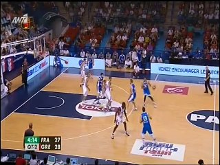 Amazing Dunk by Giannis Antetokounmpo