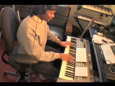 300 Chord Progressions For Piano, Guitar, Ukulele Etc