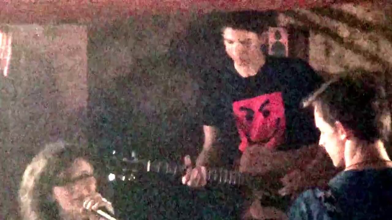 The Basemants - 'Don't Cry' (Guns'N'Roses cover) Live in Stage Pub