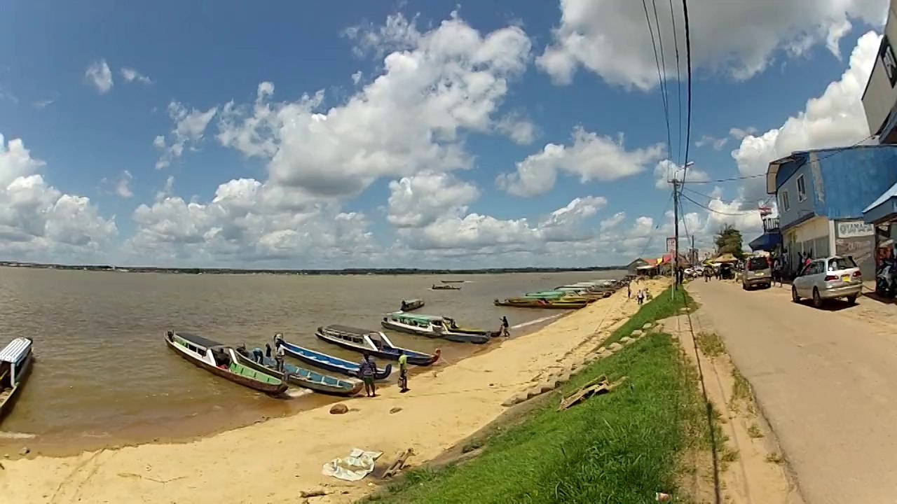 Et en face... la Guyane