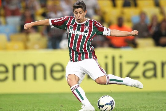 Relembre belos lances de Conca pelo Flu