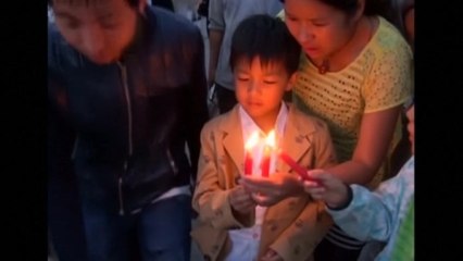 Mass vigil for China quake victims