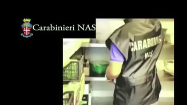 Carabinieri - Alimenti nocivi, blitz dei Nas negli stabilimenti balneari (09.08.14)