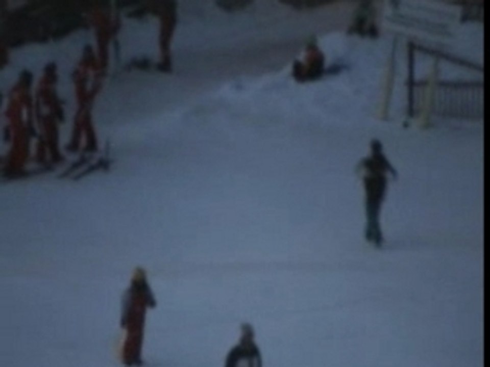 Regis fait de la luge...