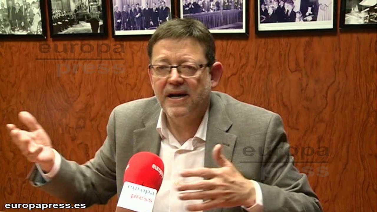 PSOE propondrá limitar la deuda de partidos y cerrar la puerta giratoria