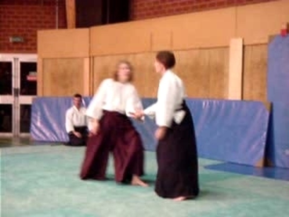 Uchikaiten_nage