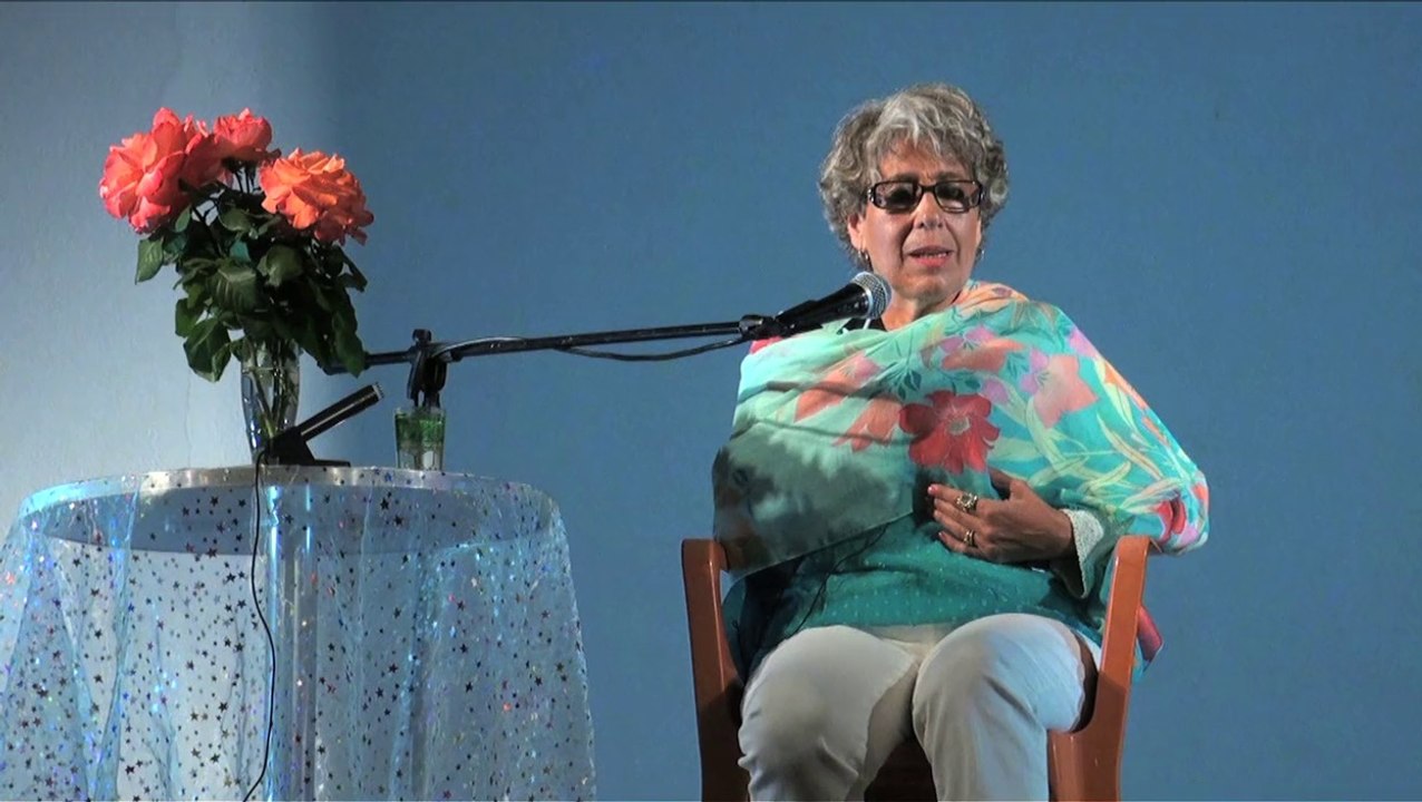 Channeling à Rennes les Bains avec les Frères de Lumière par Monique Mathieu.  Chez Debowska Productions : www.debowska.fr