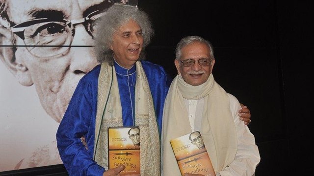 Gulzar & Shivkumar Sharma @ S.D. Burman Memoir Sun Mere Bandhu Re Book Launch