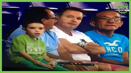 Kendini Kamerada Görünce Çıldıran Velet