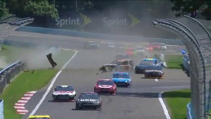 Descargar video: NASCAR Sprint cup Watkins Glen 2014 Huge crash Mcdowell Newman