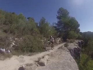 Les collines caillouteuses et pendues de Mansera(Espagne)