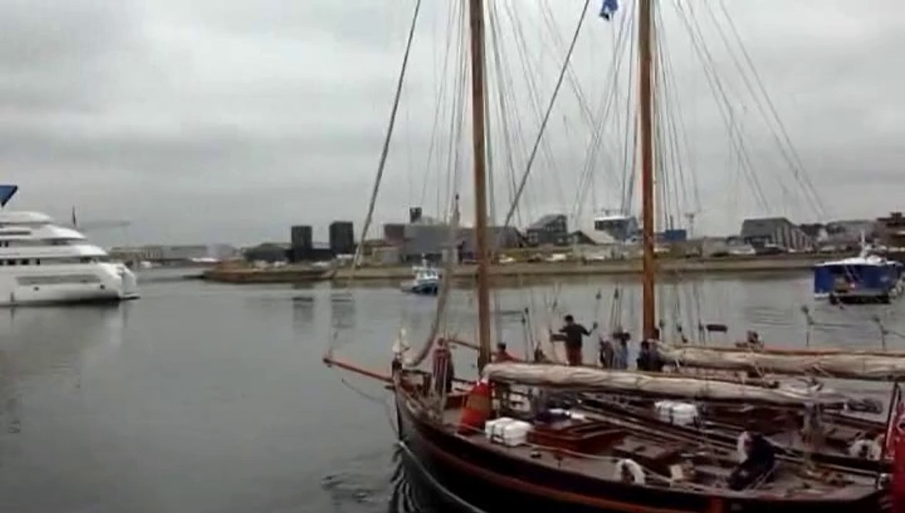 yacht le DUBAWI a ST.Malo