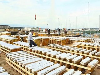 Грандиозный фейерверк озарил небо Женевы