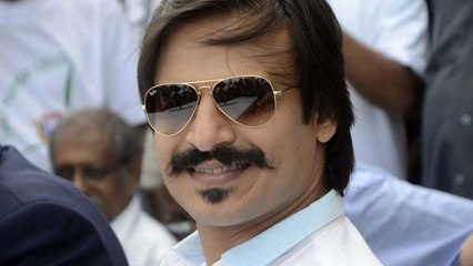 Vivek Oberoi Joins Inauguration Of Free Sapling Distribution Drive !