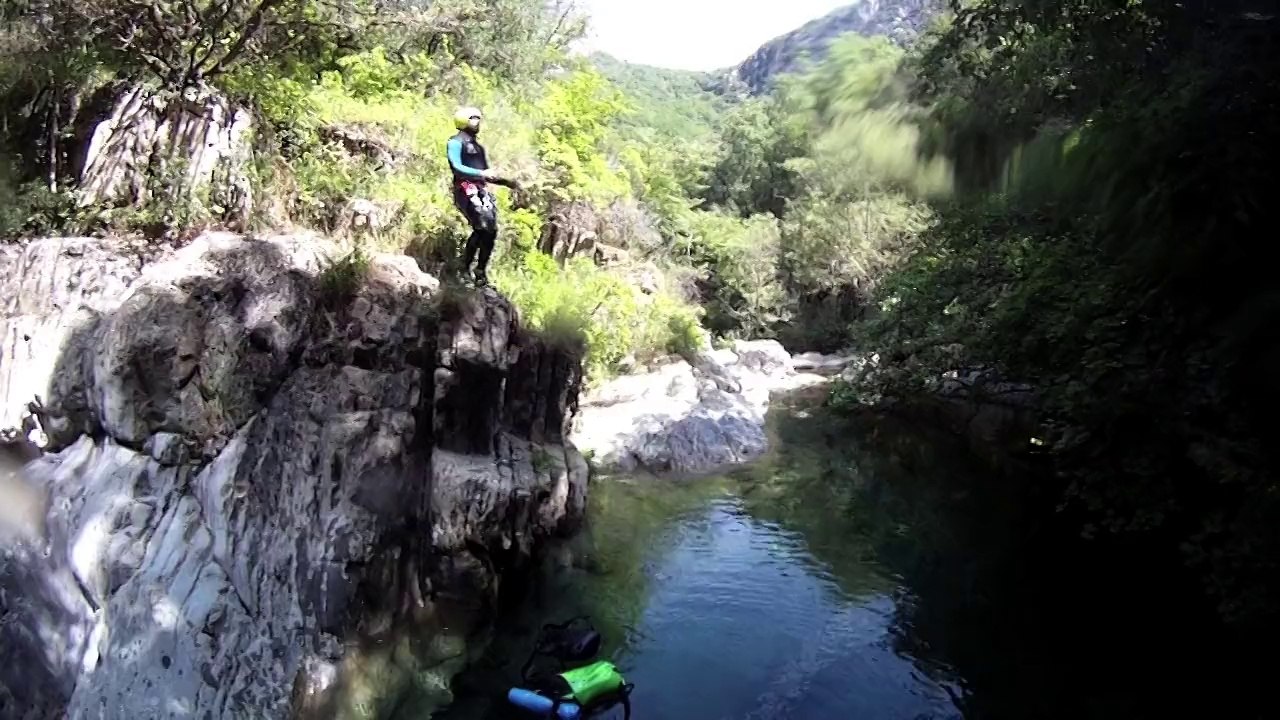 video Bivouak et Canyon Guiou ...SEED and SKYFAST