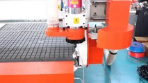 Large size auto tool change cnc router machine work on MDF for door making video