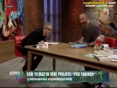 Cem Yılmaz'ın İlber Ortaylı Takliti