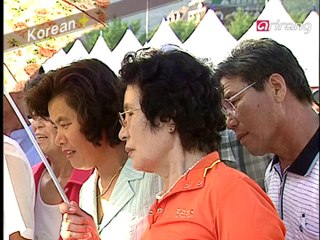 Traveler's Korean (English) S2Ep15 It’s a bit small. 좀 작아요.