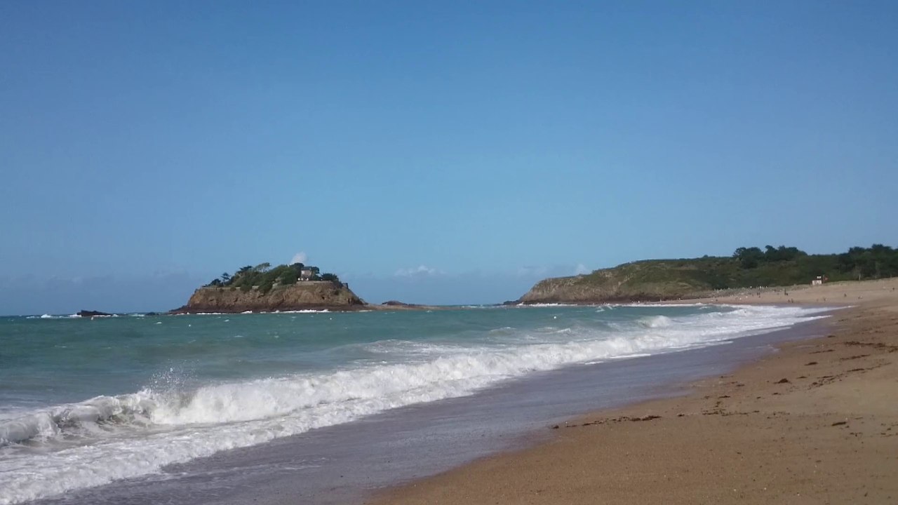 Moi tout fou dans les vagues!