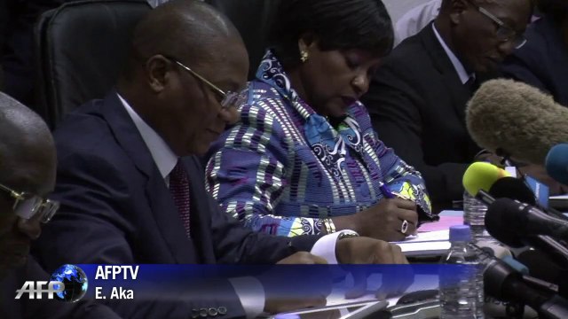 Ebola: Abidjan suspend les vols vers et depuis les pays affectés