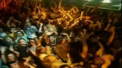 Iron Maiden - Fear Of The Dark (Live Raising Hell)